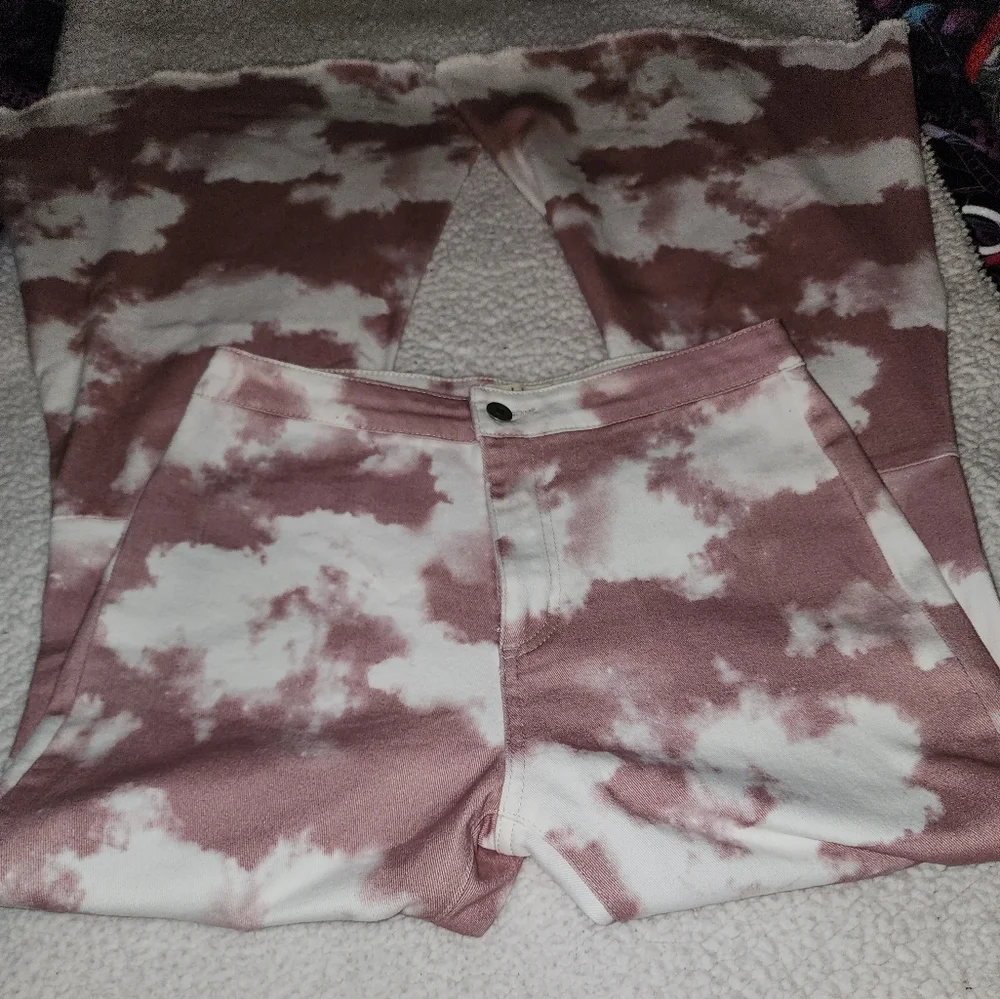 NWT Dolls Kill Trendy, Bad Ass Pink Clouds Stretchy Jeans - Picture 4 of 10